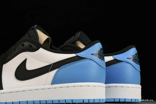 CZ0790-104 Blue CZ0790-104 Powder OG DailyWear  106  Jordan Retro 1 Low Black  Dark 0615